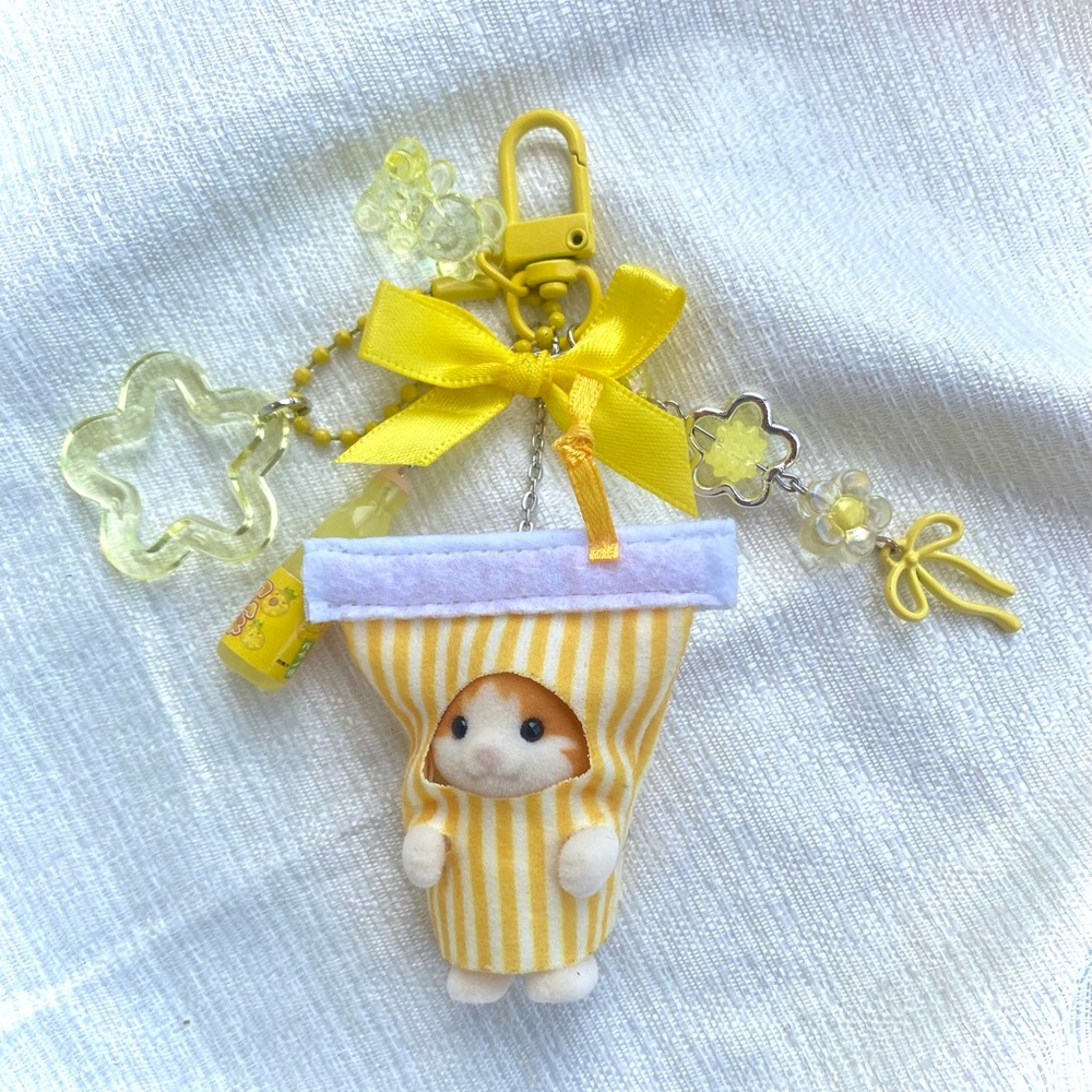 Sylvanian Families (calico critters US) Soda Cat Keychain/ bag charm